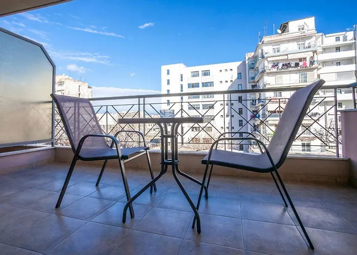 Railway Area Apt Thessaloniki Center 4P